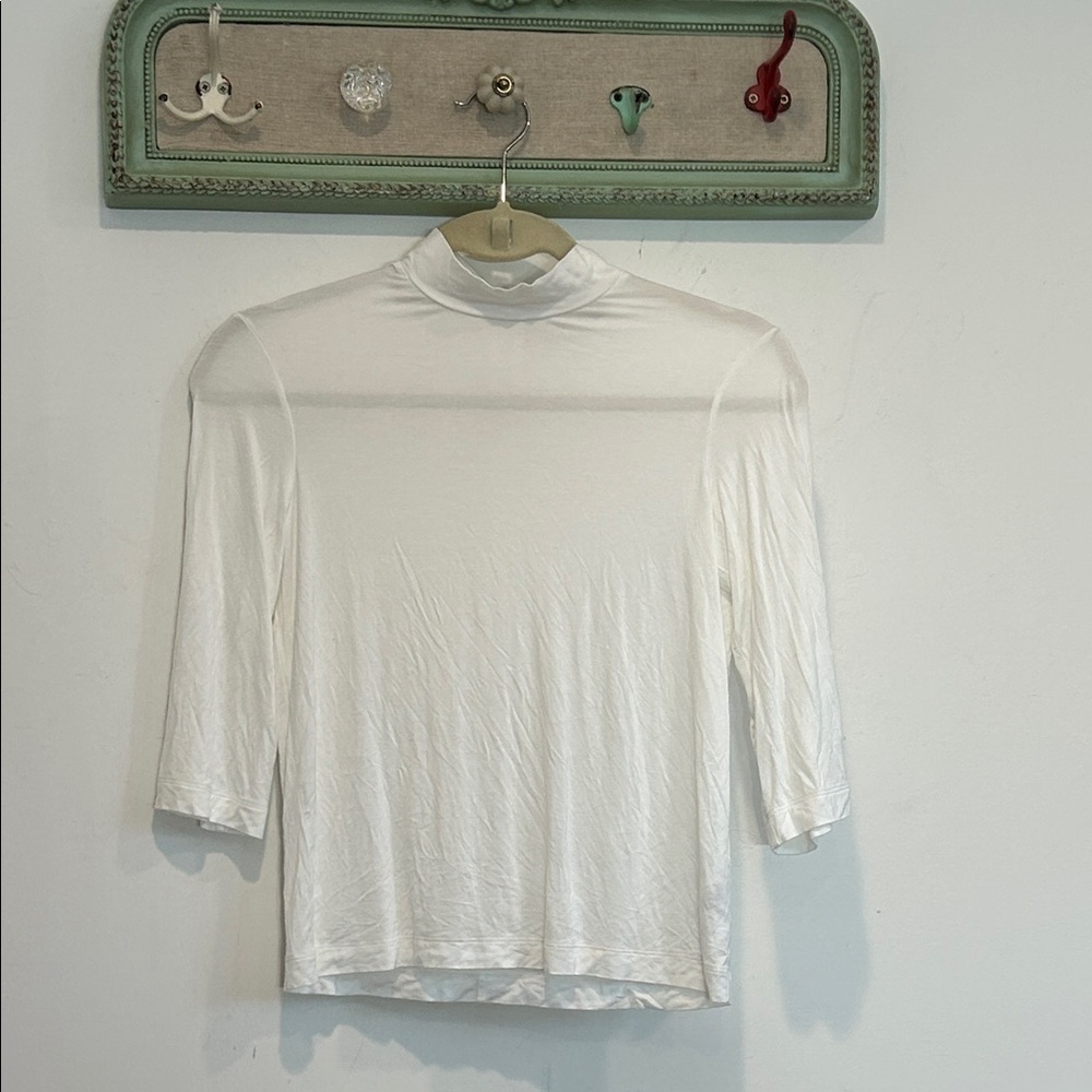 Vince 3/4 sleeve White mock neck stretchy Top women’s XS